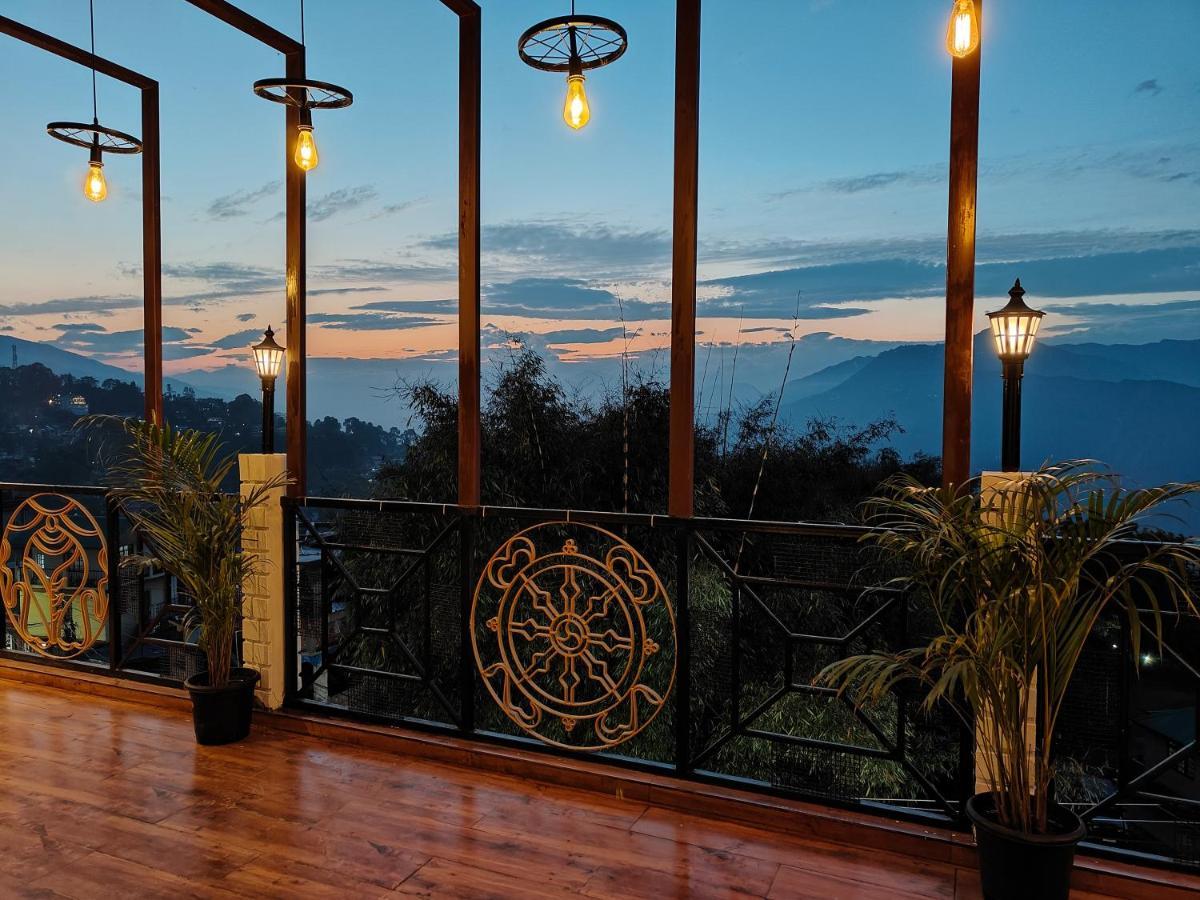 Mount Polaris Suites & Spa Kalimpong Exteriör bild